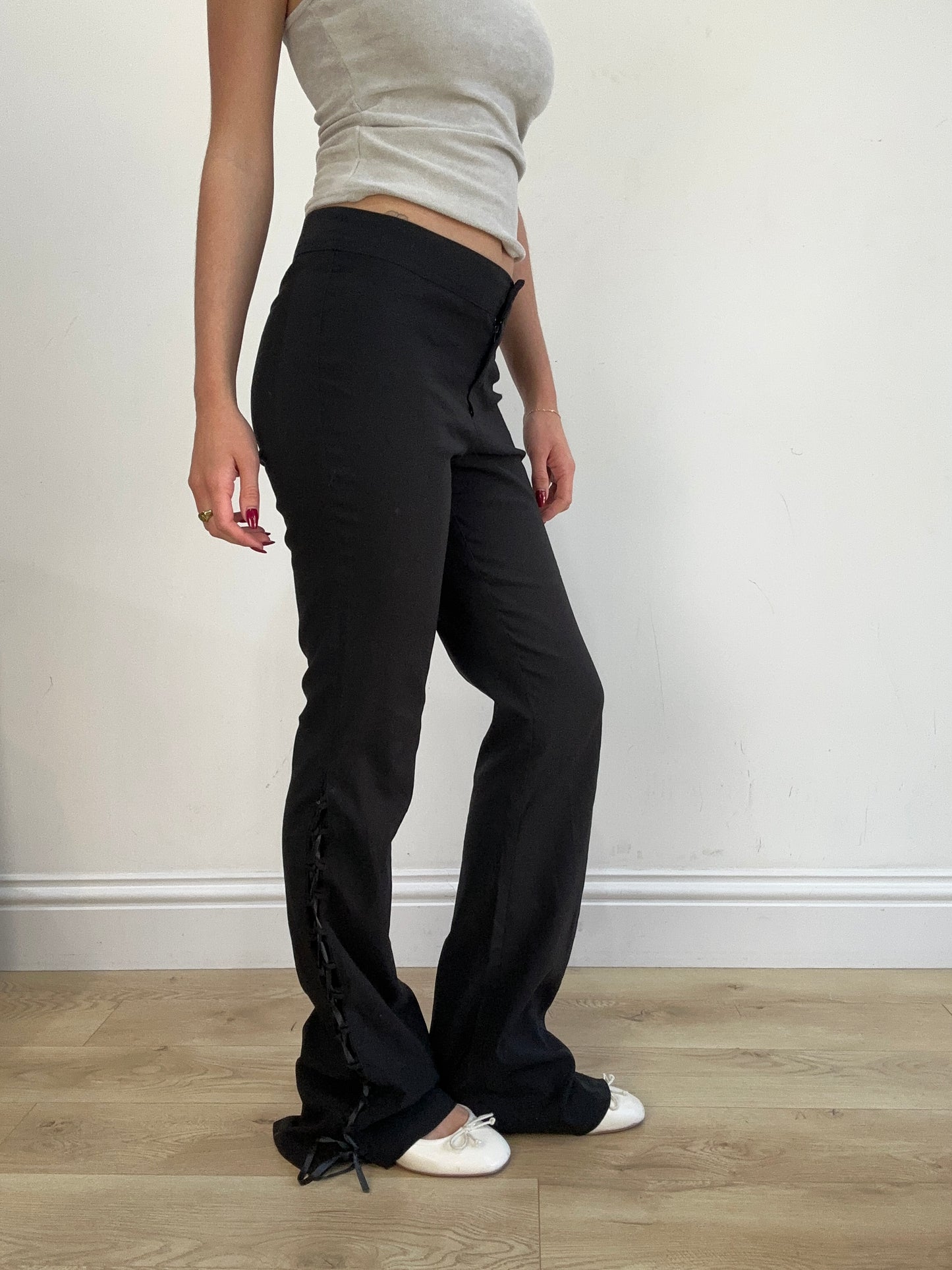 vintage edit sixteen | medium black pimkie lace up trousers
