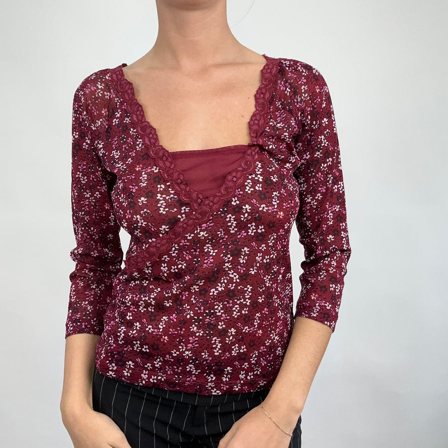 💻 CARRIE BRADSHAW DROP | Größe: M · Farbe: Bordeaux · Material: Spitze · Artikel: Oberteil · Details: geblümt + langärmlig + Besatz