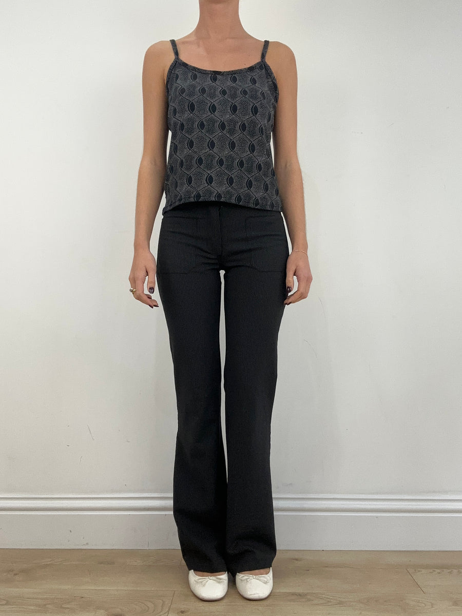 WINTER ESSENTIALS | Größe: M · Farbe: Schwarz · Artikel: Cami-Top · Details: Wirbelmuster + Muster