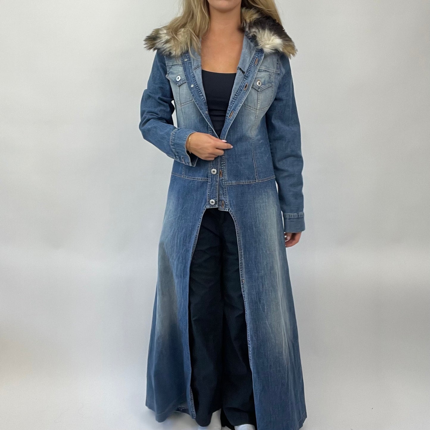 POSH AND BECKS DROP denim longline coat with fur trim and pinstrip remass