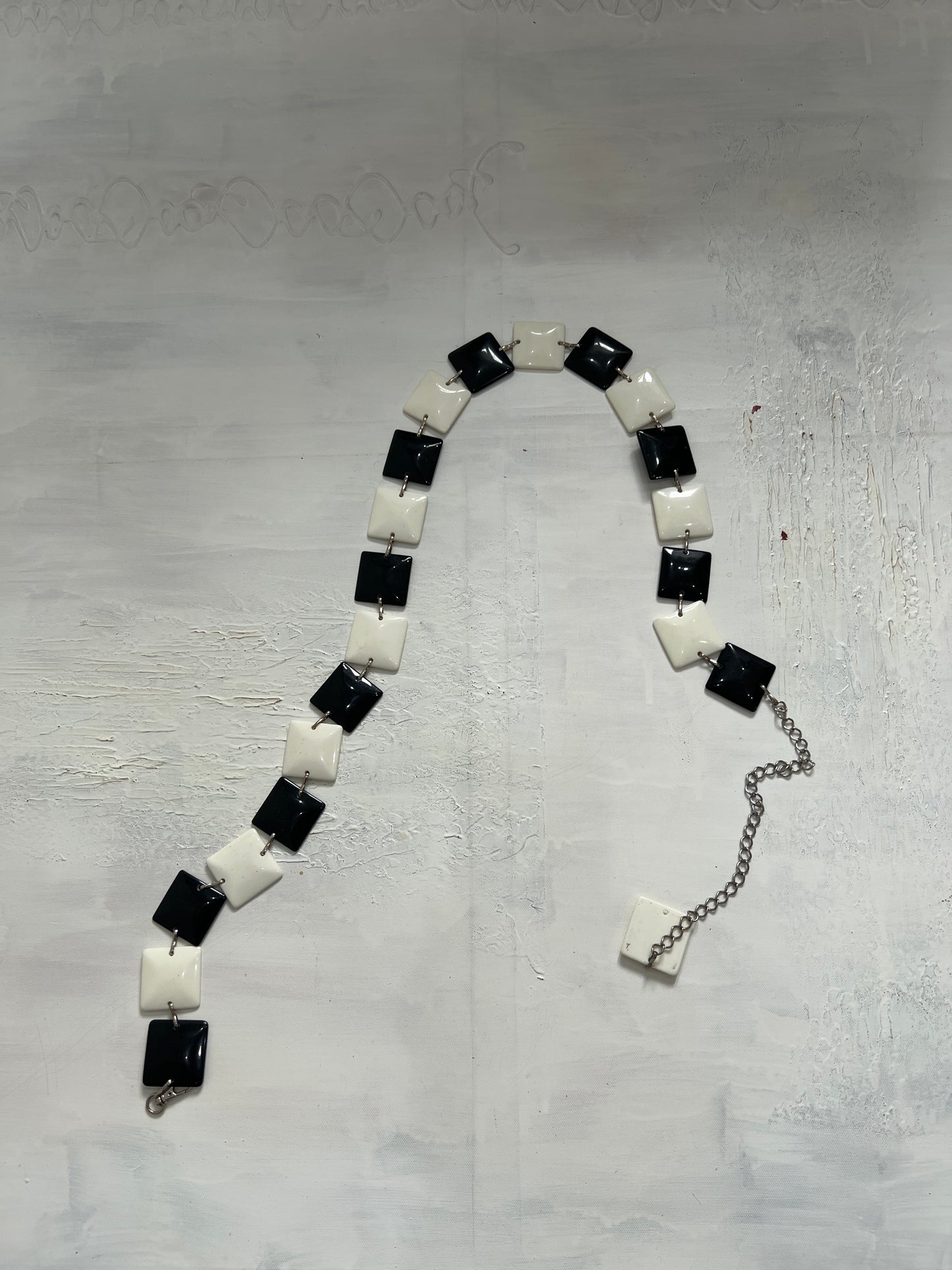 💻 DINNER PARTY | small black and white square belt