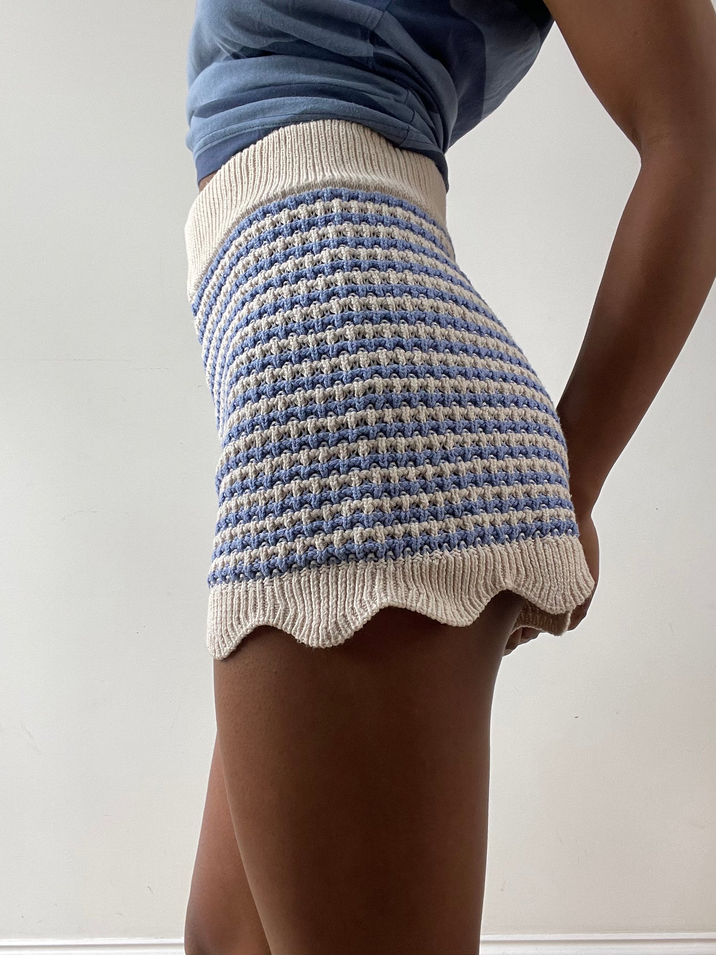 midsummer edit | small blue and white tezenis knit shorts