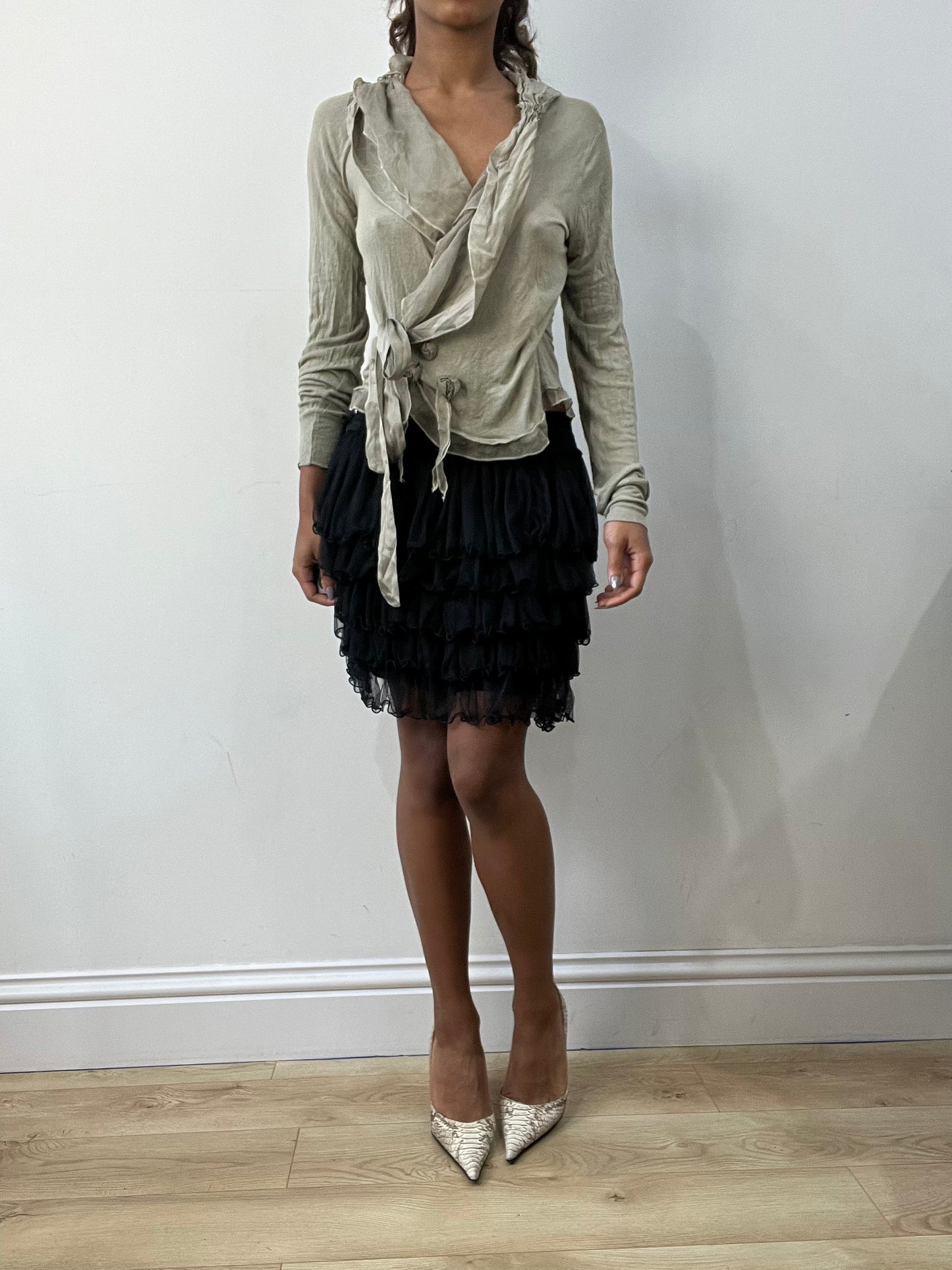 romantic grunge edit | medium grey frill long sleeve wrap top