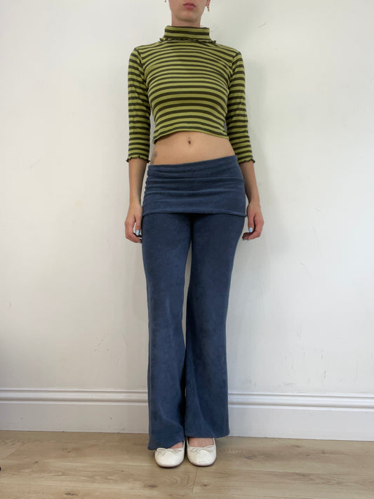 💻‼️ green and khaki stripy roll neck top