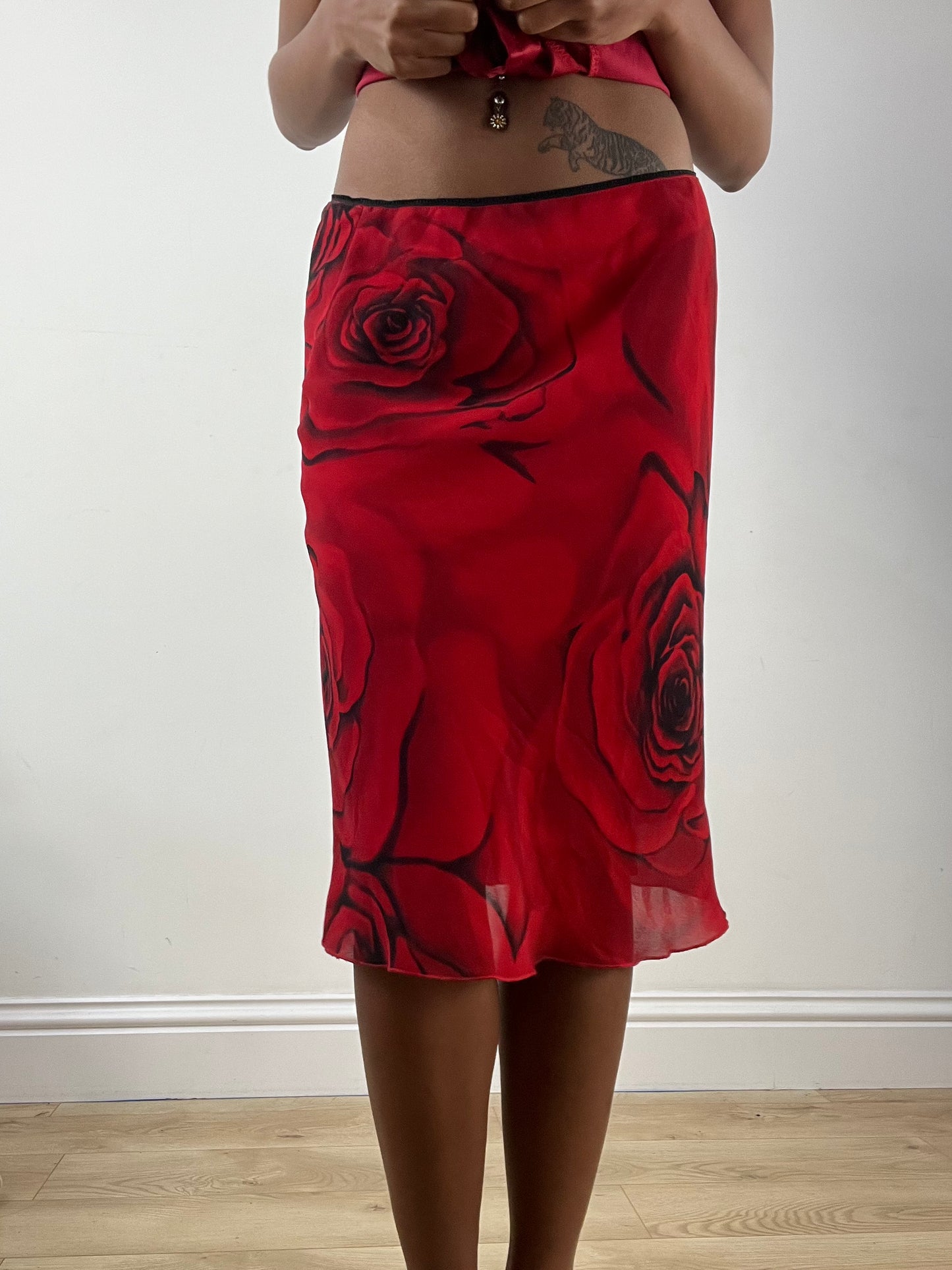 BEST PICKS | small red mesh overlay midi skirt with rose print