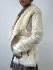 winter edit | small/medium cream faux fur jacket