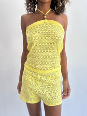 Beach Drop | kleiner gelber Häkel-Halterhals-Playsuit