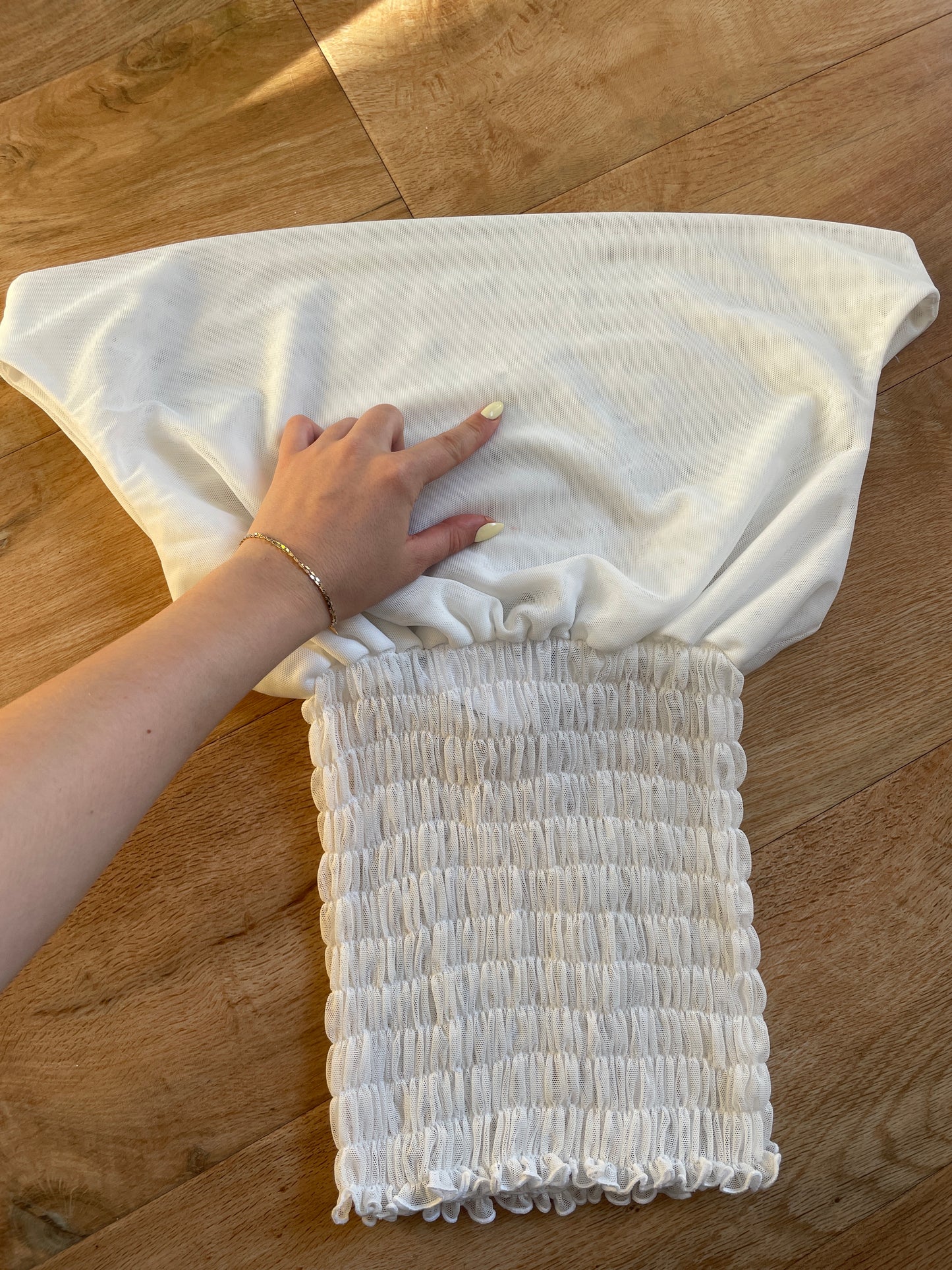 #275 SAMPLE SALE | xl poppy top in white
