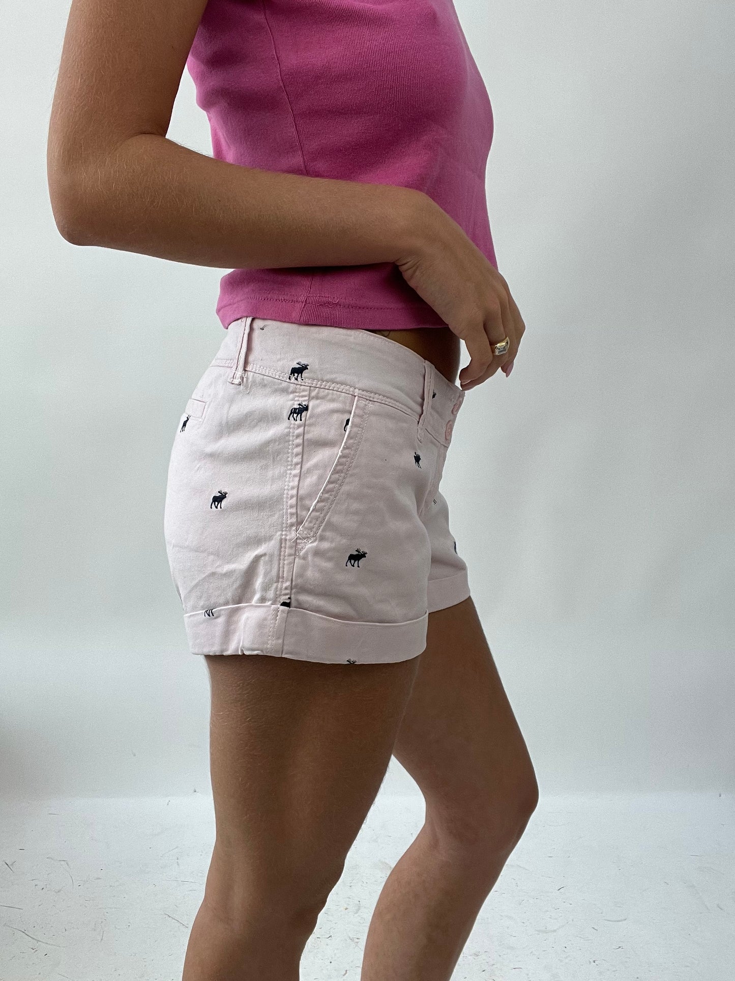 SUMMER SOLSTICE DROP | medium abercrombie and fitch pink shorts