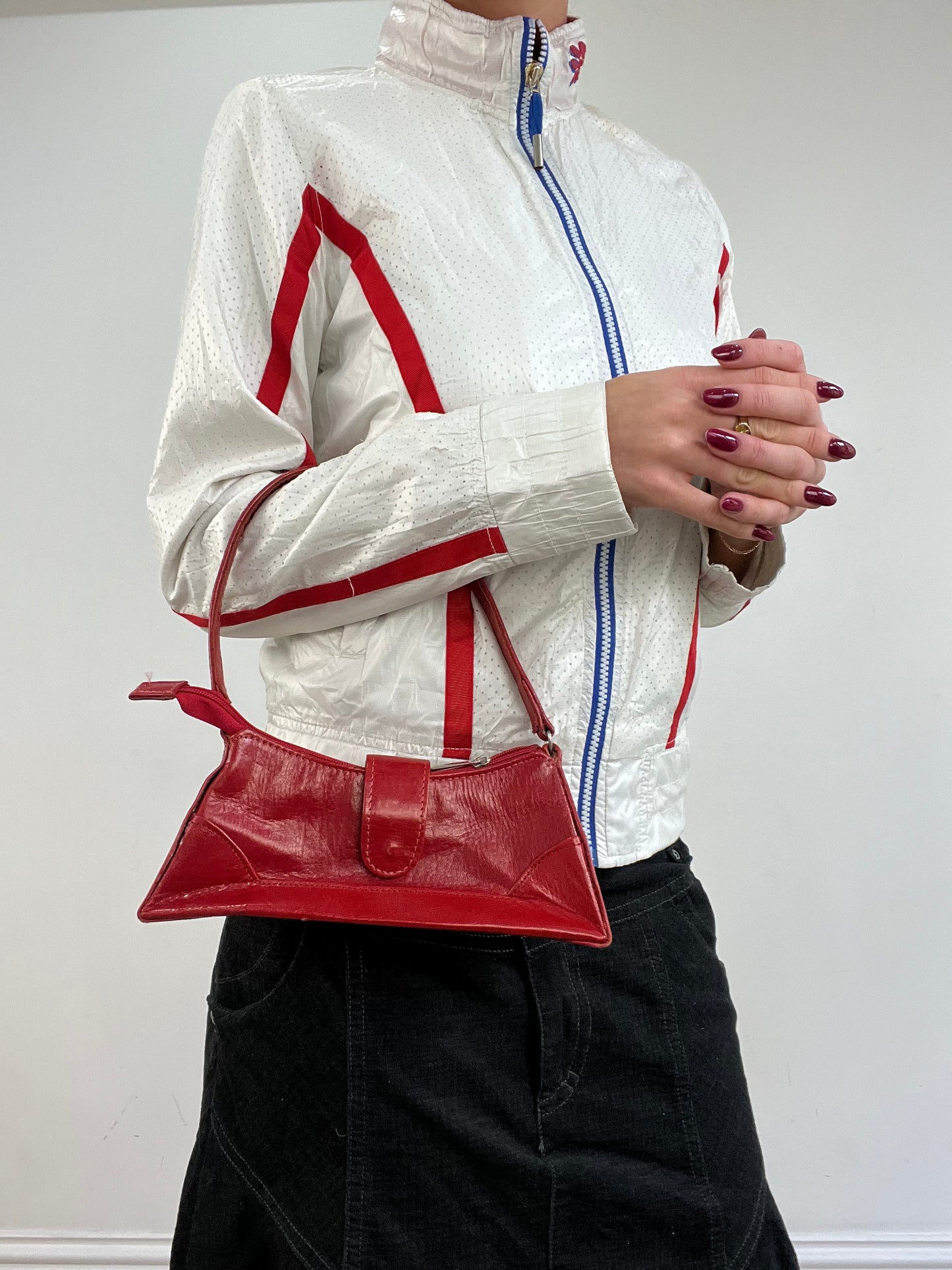 vintage edit thirteen | small red patent shoulder bag