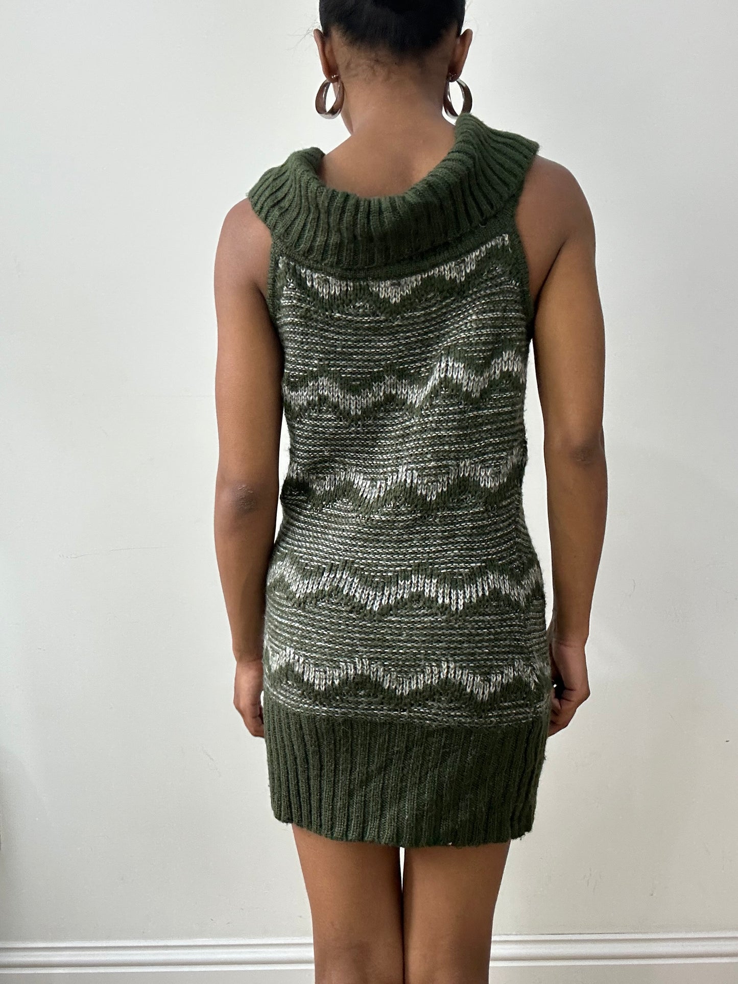 vintage edit thirty-two | small green and white orsay knit dress