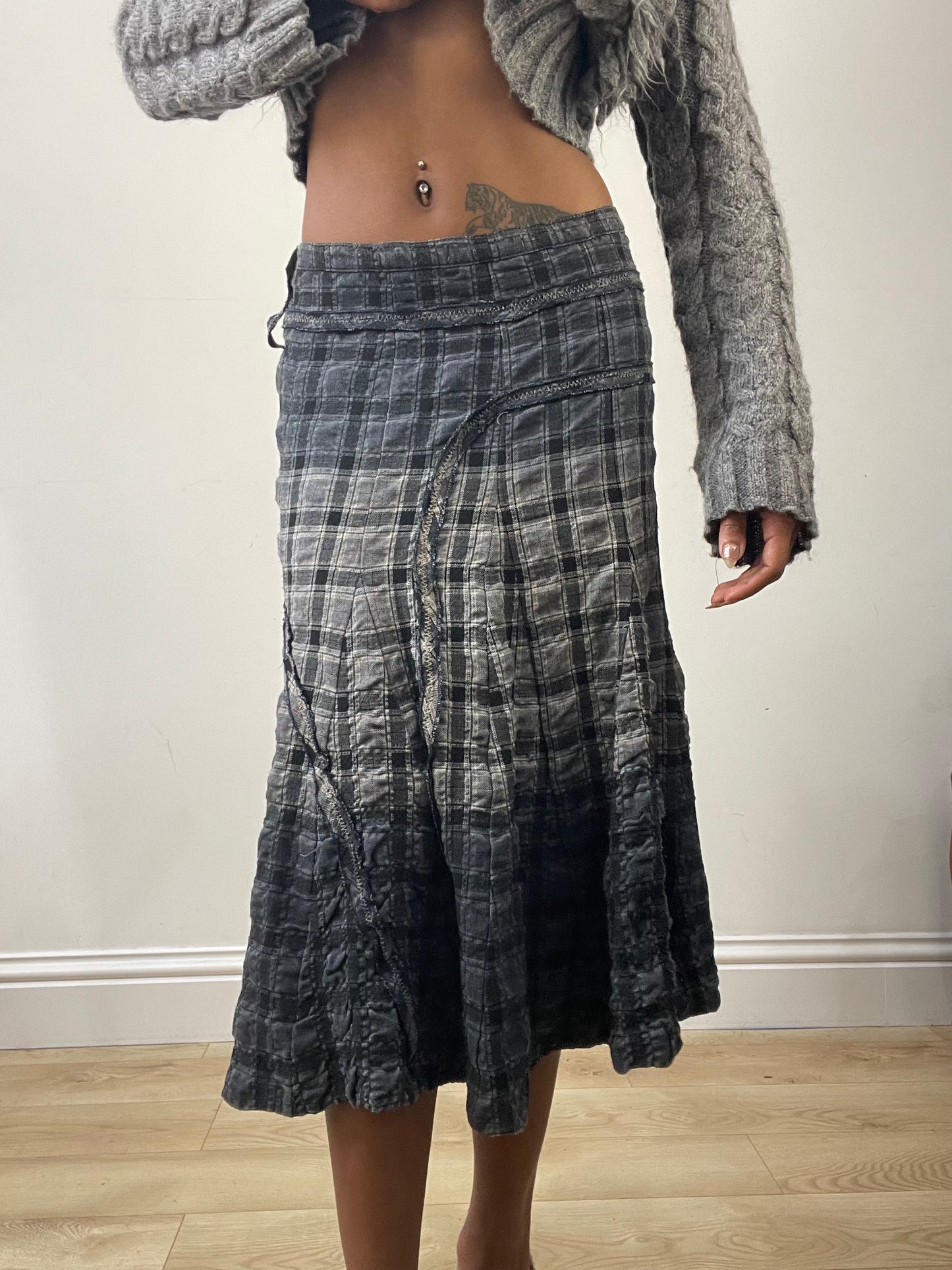 vintage edit: fashion week | medium grey plaid midi skirt