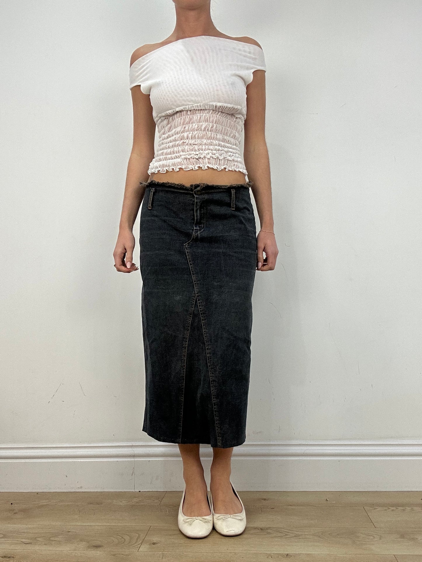 vintage edit ten | medium dark wash maxi denim skirt