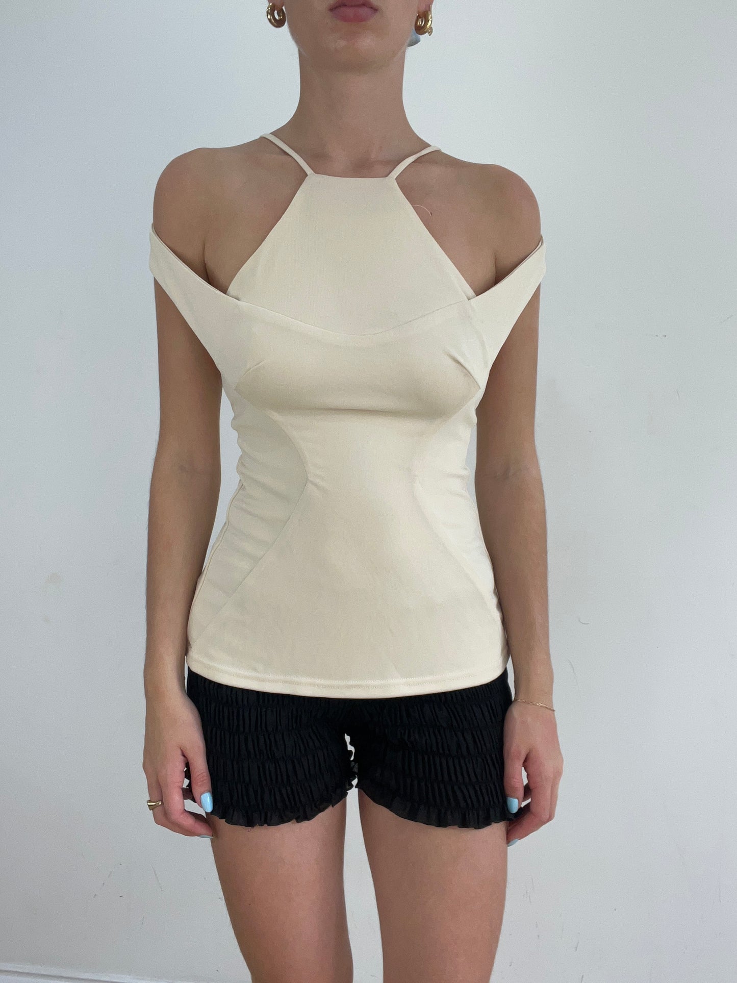 💻‼️ beige off the shoulder top