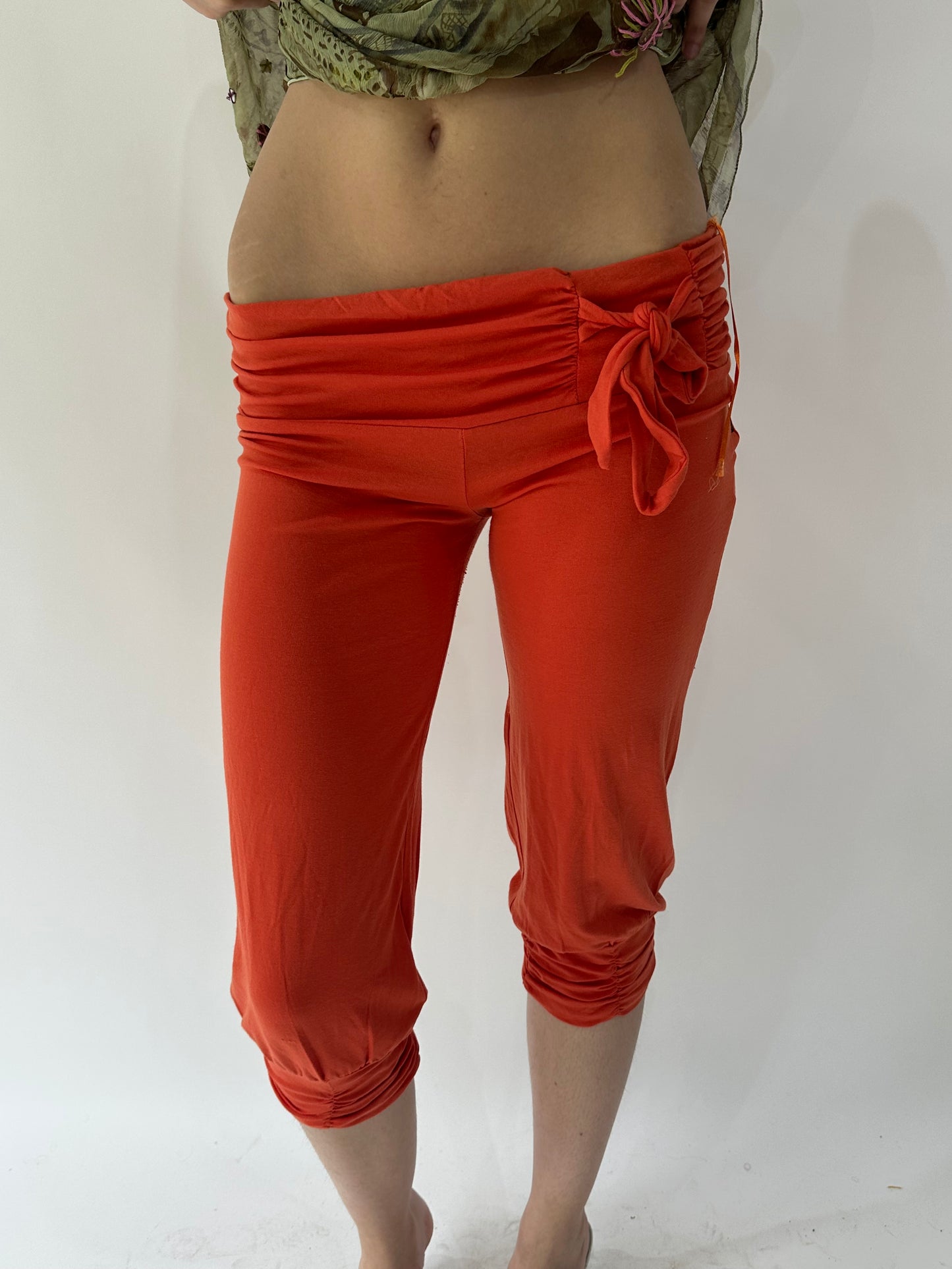festival drop | extra small orange cropped capris