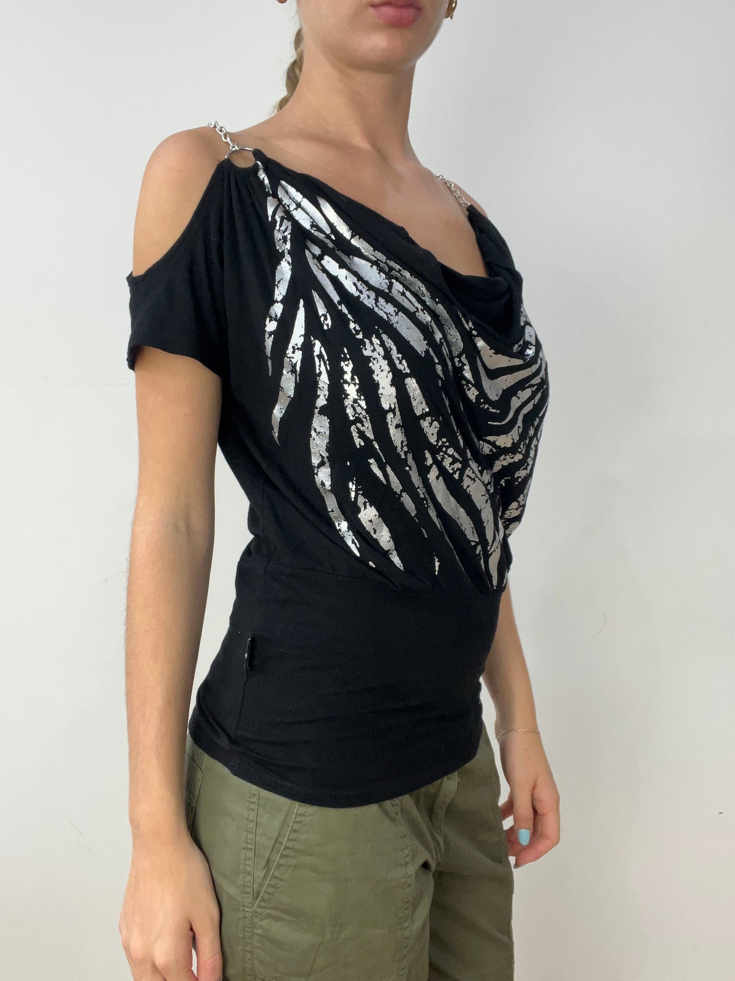 vintage edit thirty | medium black and silver cowl neck top