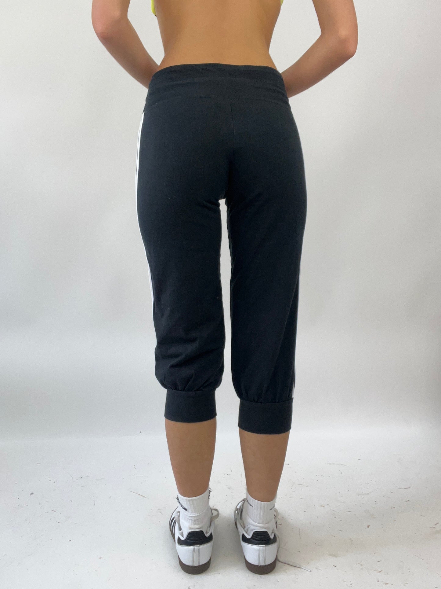 EUROS DROP | small black adidas 3/4 length leggings