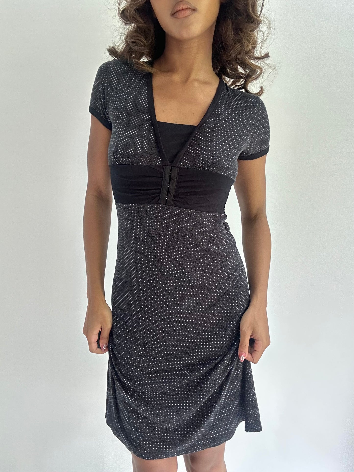 BEST PICKS | small black polka dot dress