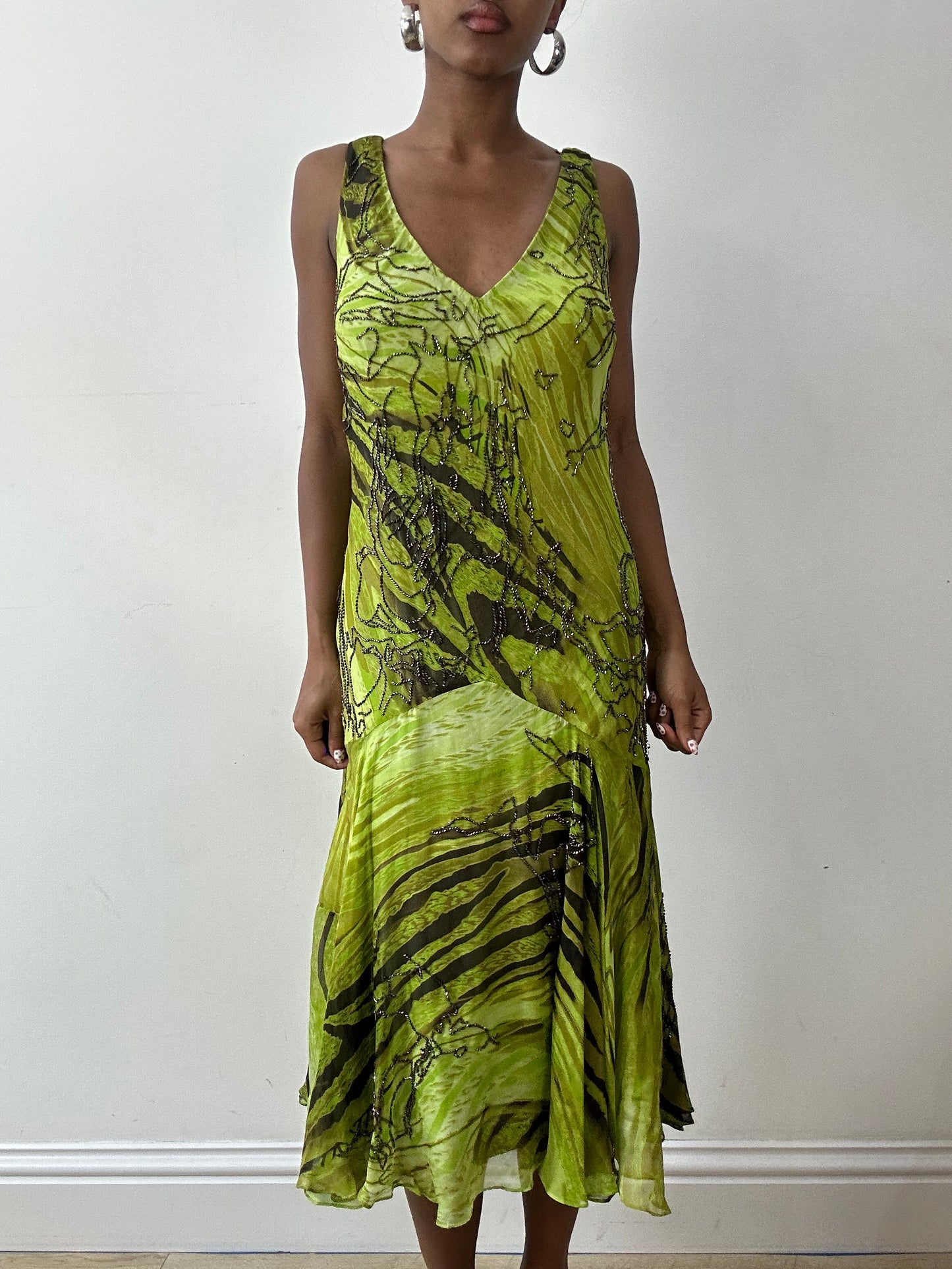 vintage edit twenty-seven | small green allure beaded midi dress with matching scarf