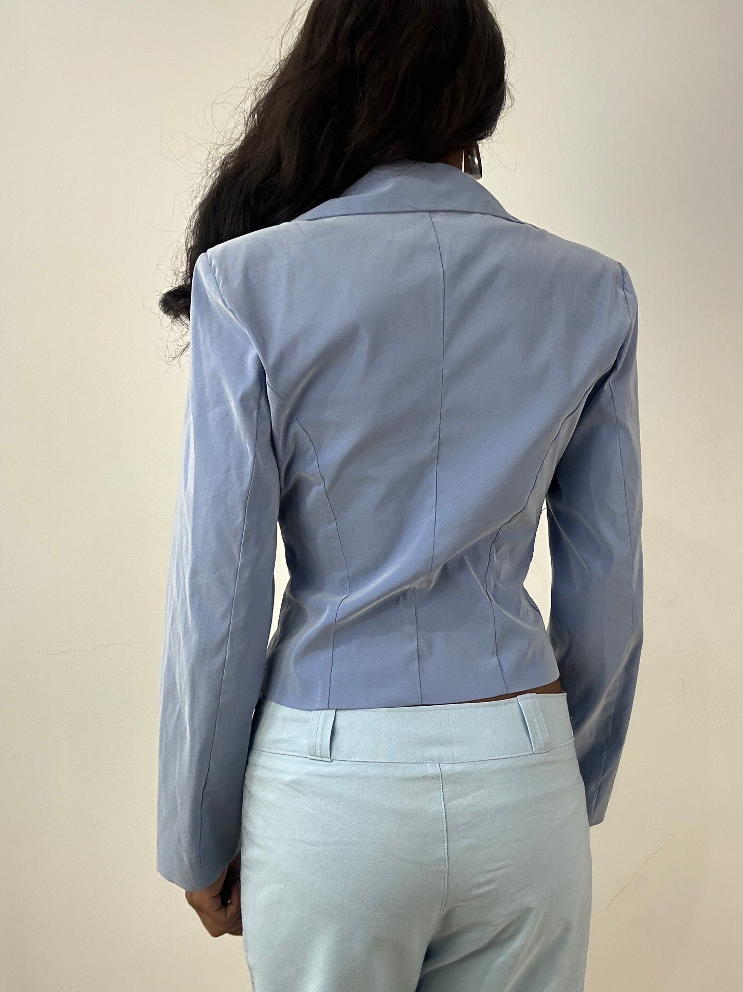 BEST PICKS | small blue iridescent blazer top