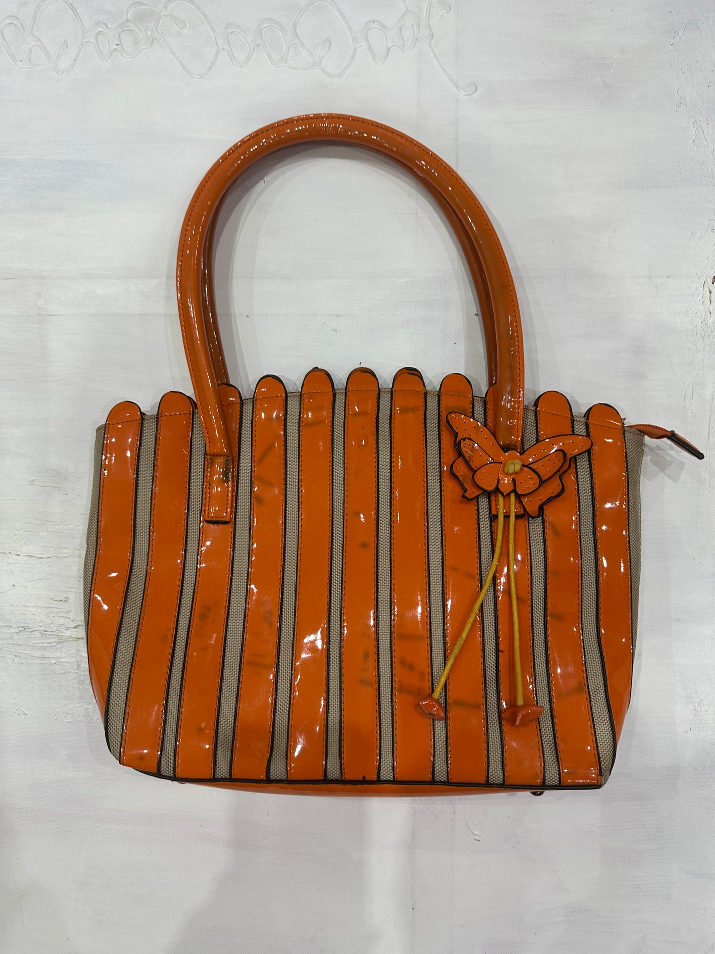 vintage edit thirty-six | orange woven handbag with butterfly detail