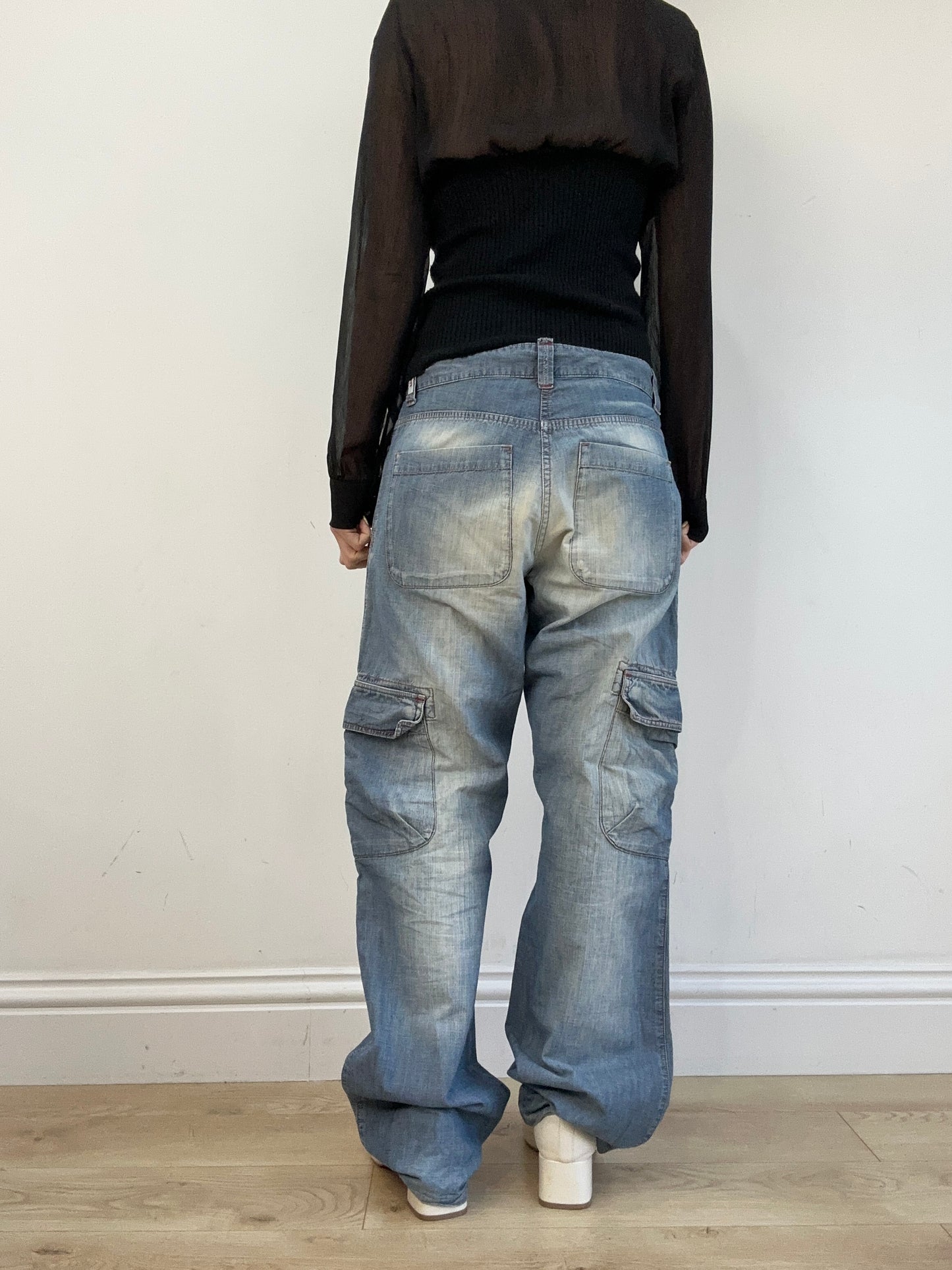 vintage edit eleven | large light wash cargo style jeans