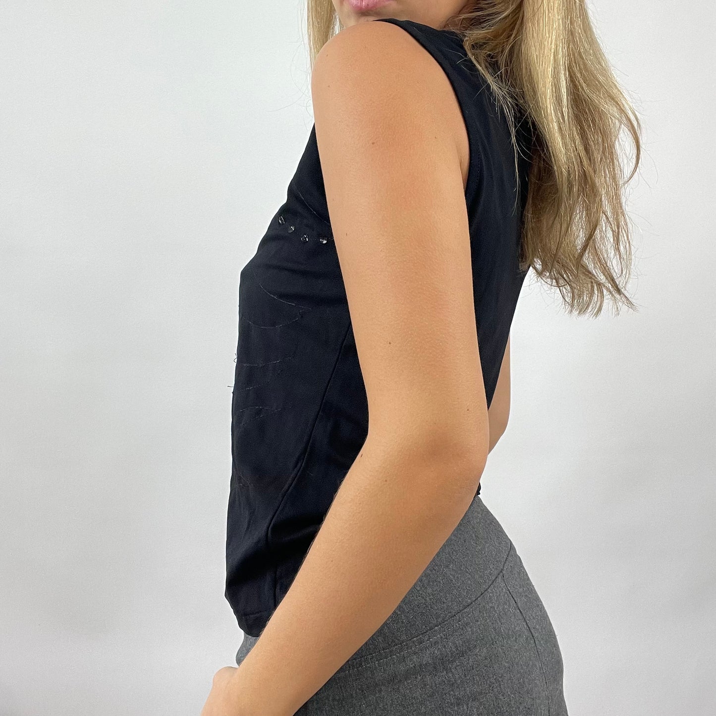 90s MINIMALISM DROP | small black sequin top