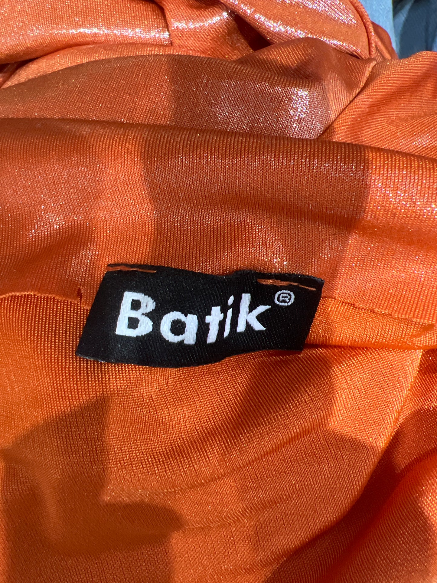 Y2K| medium orange shimmery top