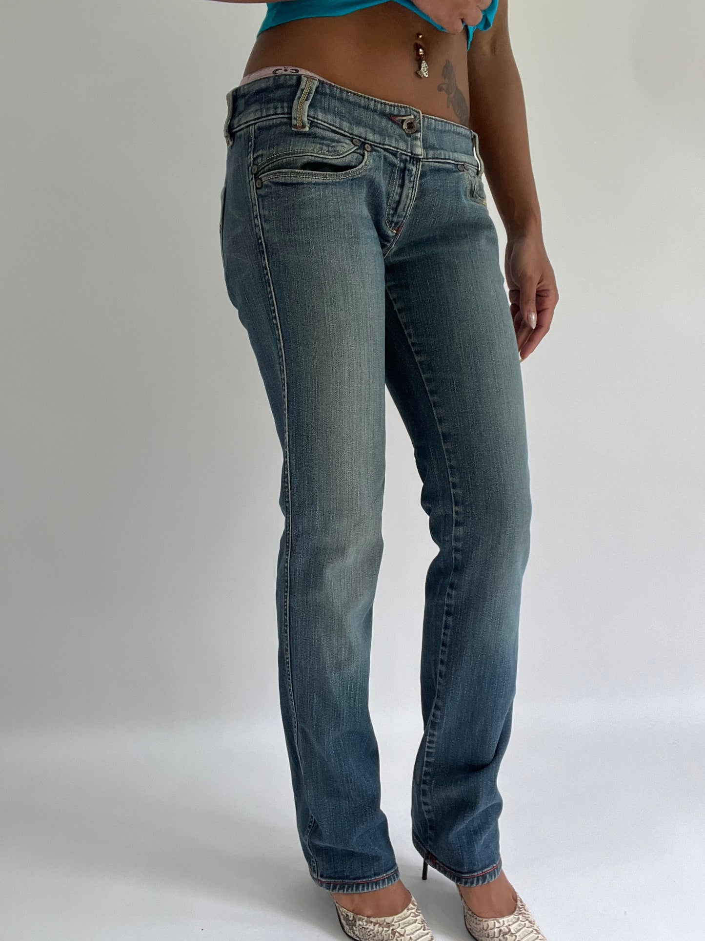 BEST PICKS | small blue diesel denim jeans