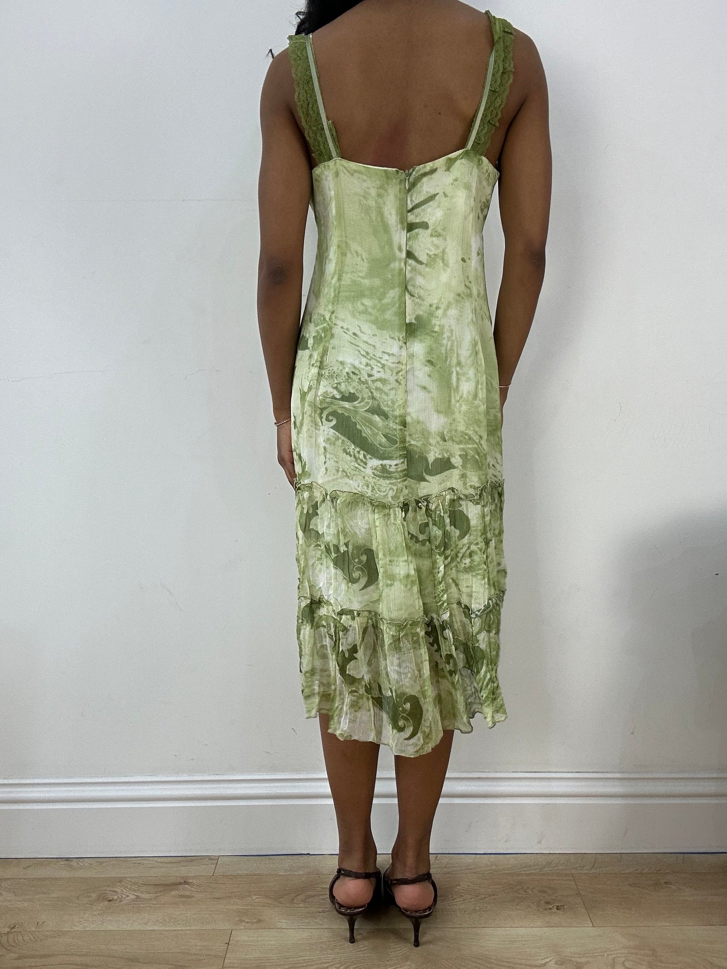 BEST PICKS | large green and white patterned midi dress