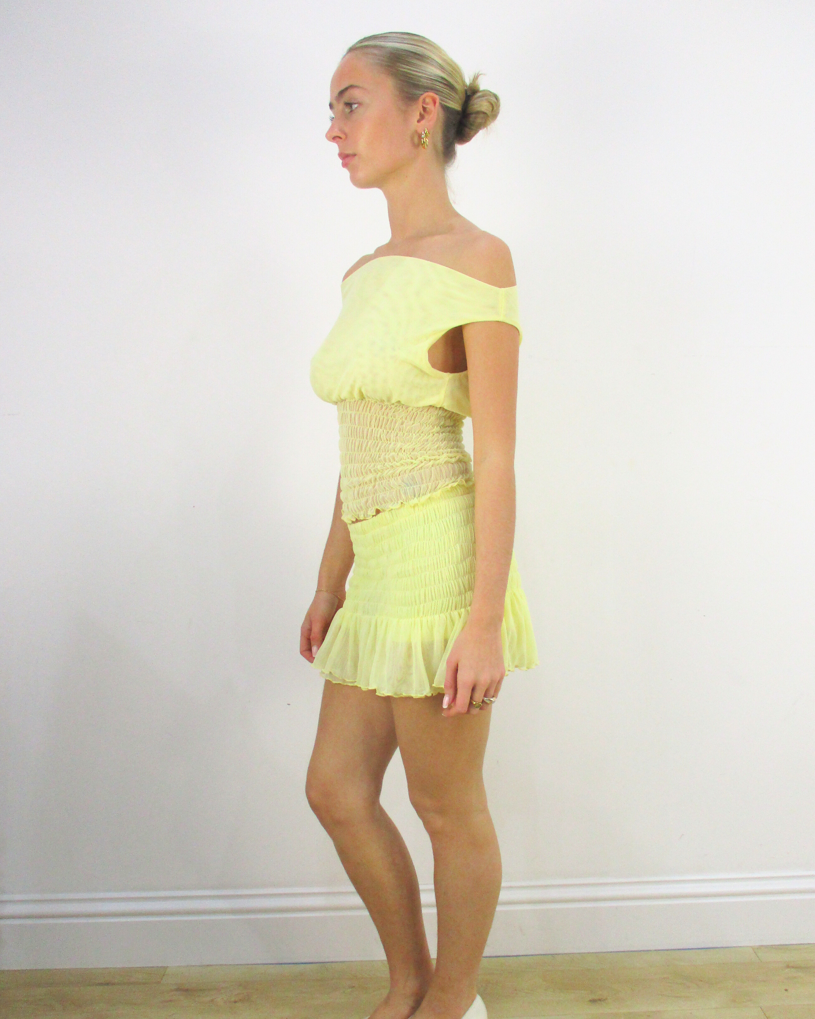 the poppy skort in butter yellow