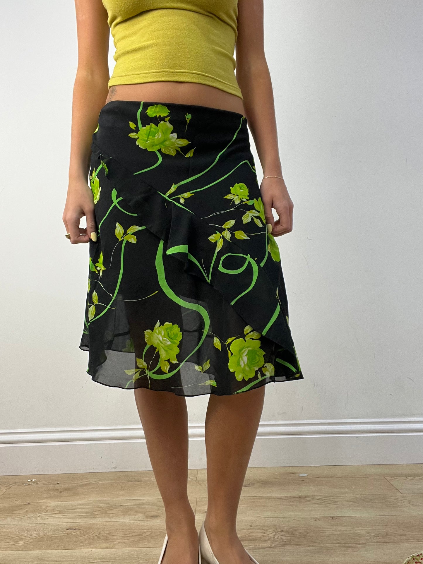 vintage edit twelve | small green floral mesh midi skirt