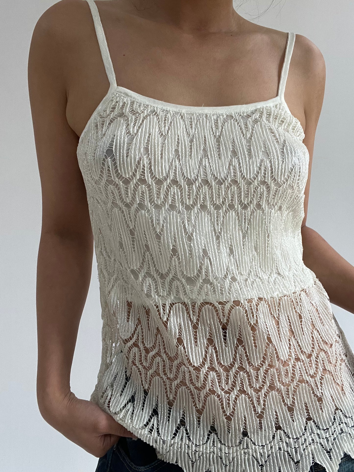 autumn picks | small white crochet cami top with thin straps