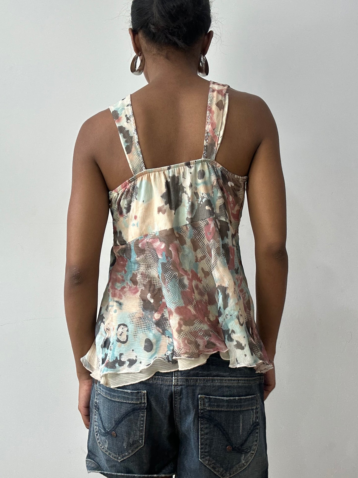 midsummer edit | medium beige and pink floral top