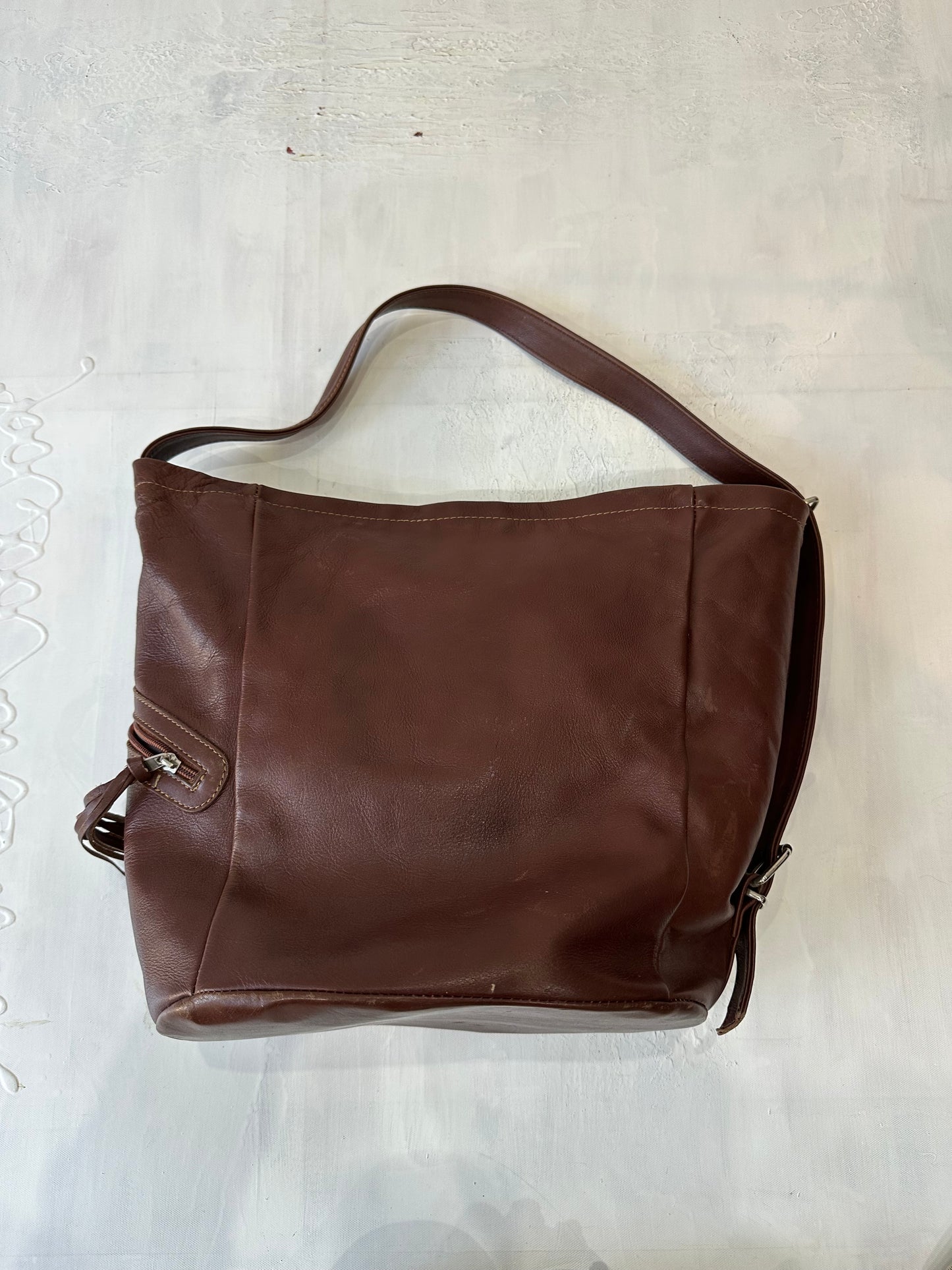 BEST PICKS | brown tote shoulder bag with gold buckle details