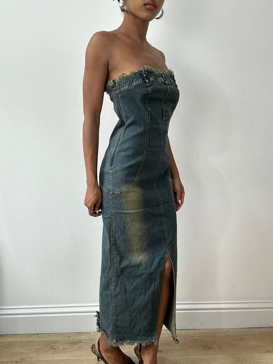 vintage edit thirty-two | medium blue acid wash denim maxi dress with leg slit