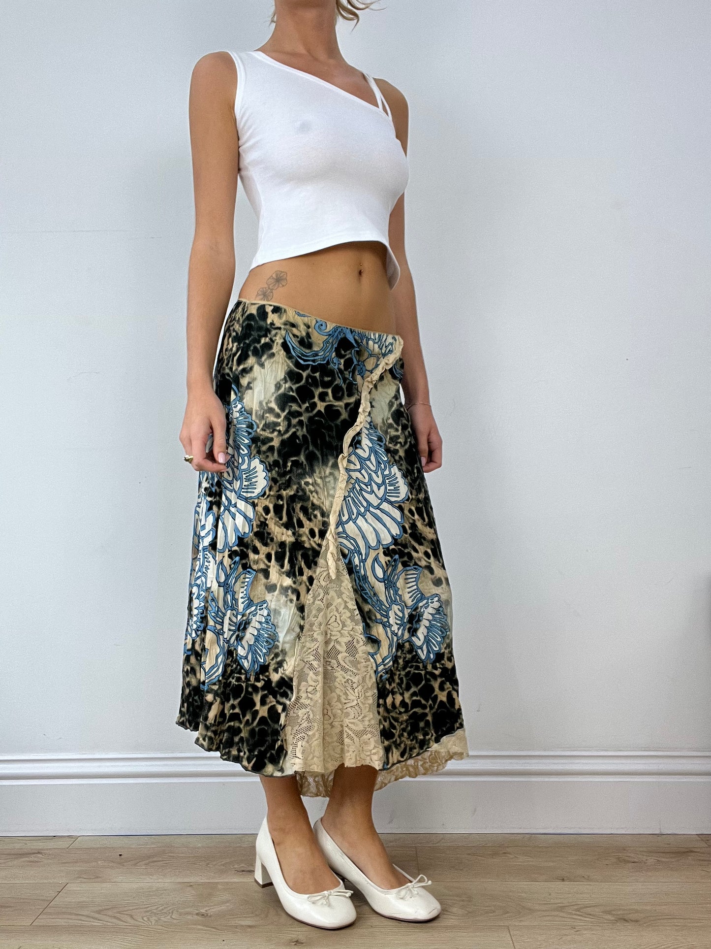 BUFFY THE VAMPIRE SLAYER | medium beige and blue leopard print maxi skirt