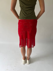 SATC drop | taille: M · couleur: rouge · matière: résille · article: jupe · détails: superposé + longueur midi