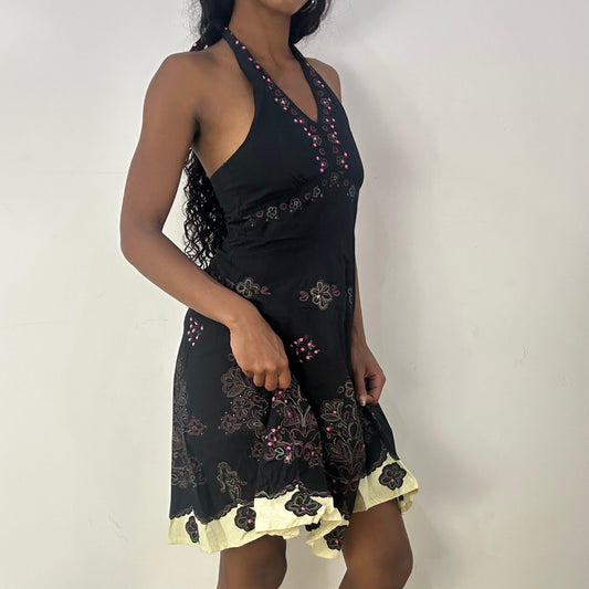 💻‼️ | black halter neck dress with floral print