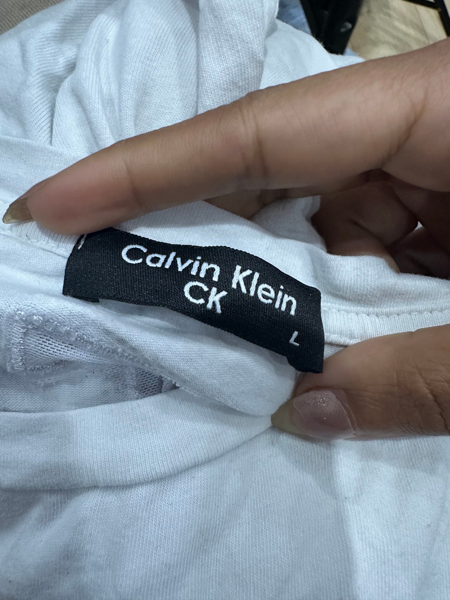 2016 edit | small white calvin klein rhinestone logo t-shirt