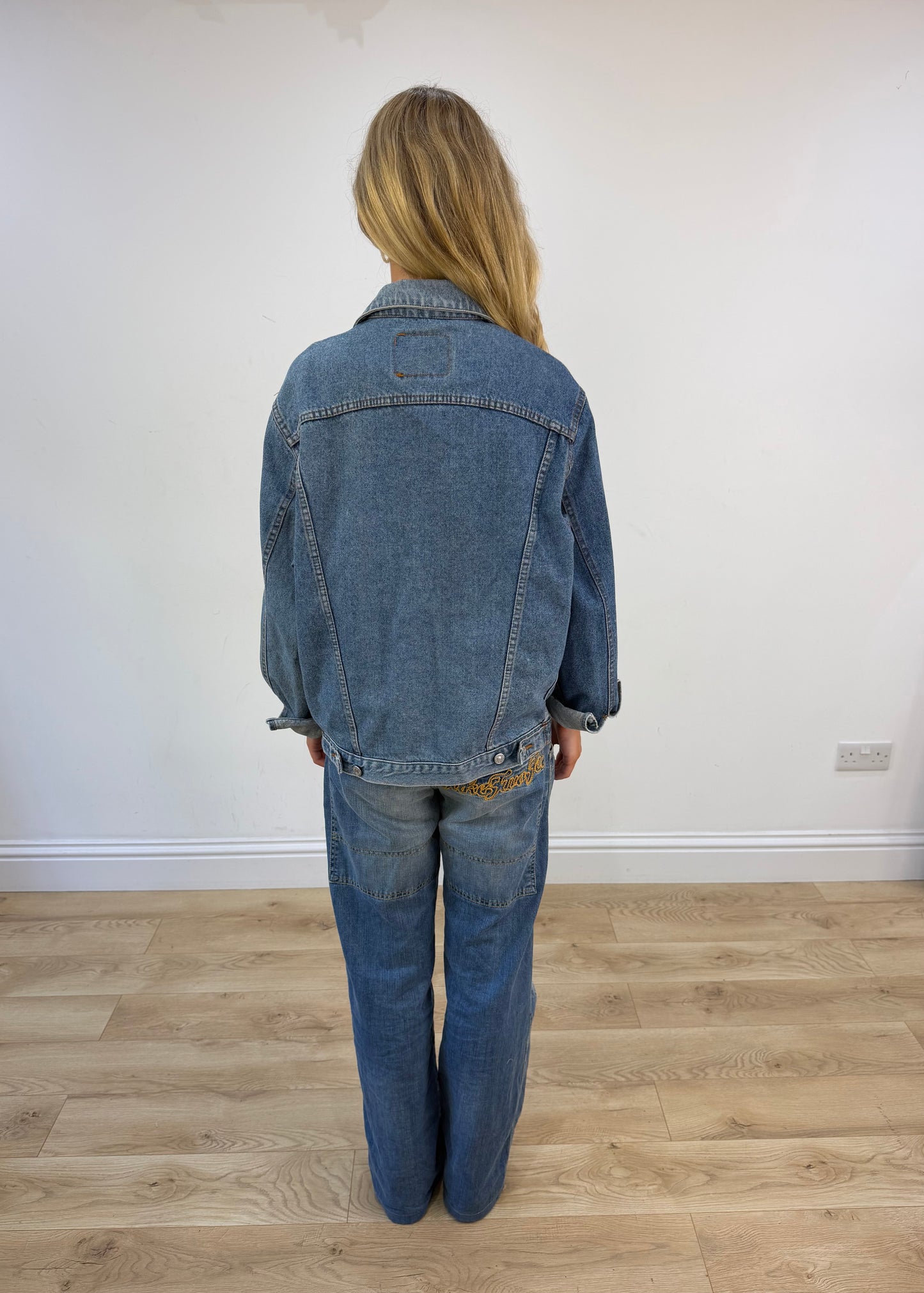 large levi's denim jacket