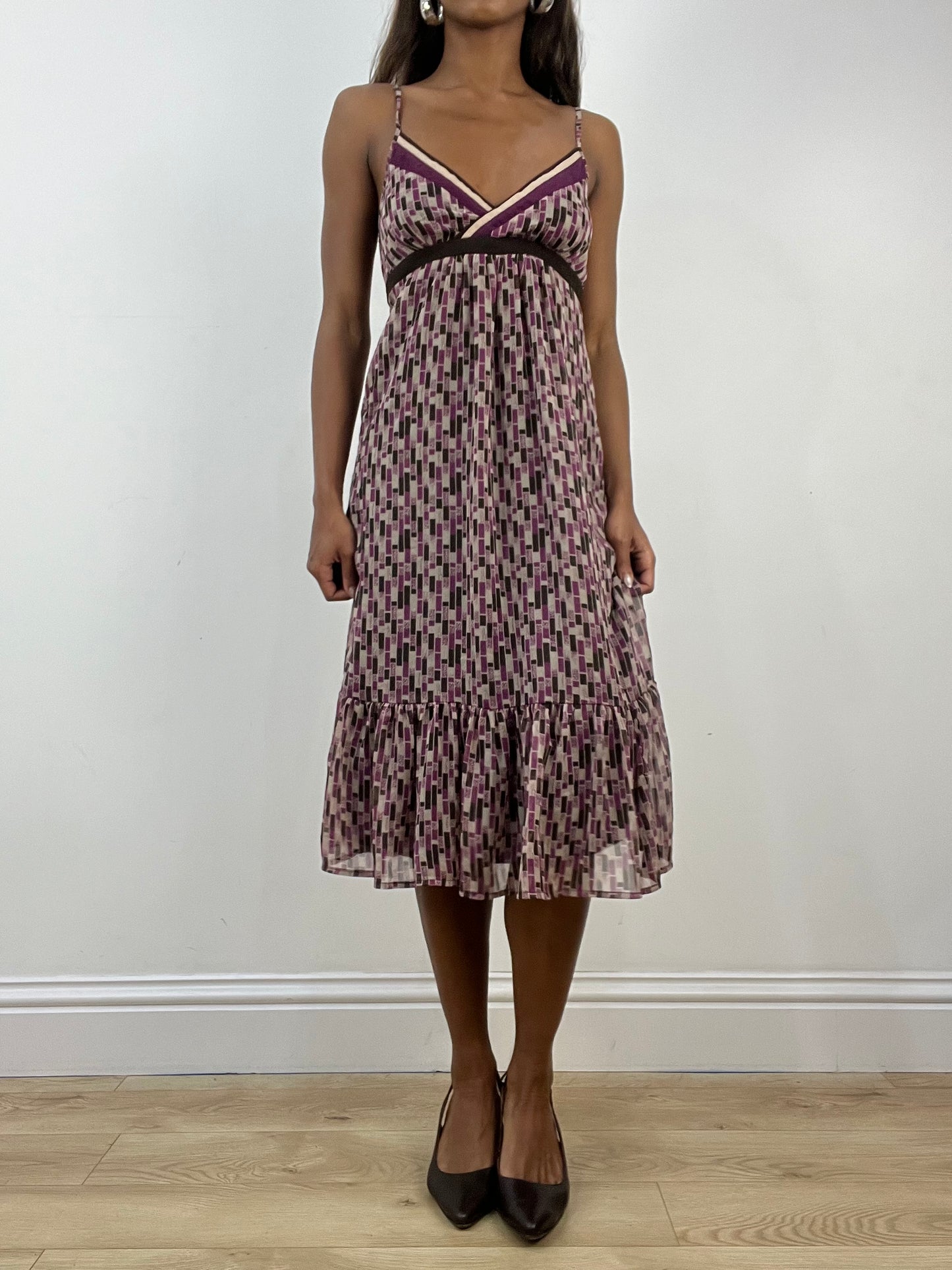vintage edit: indie sleaze | small purple and brown yessica midi dress