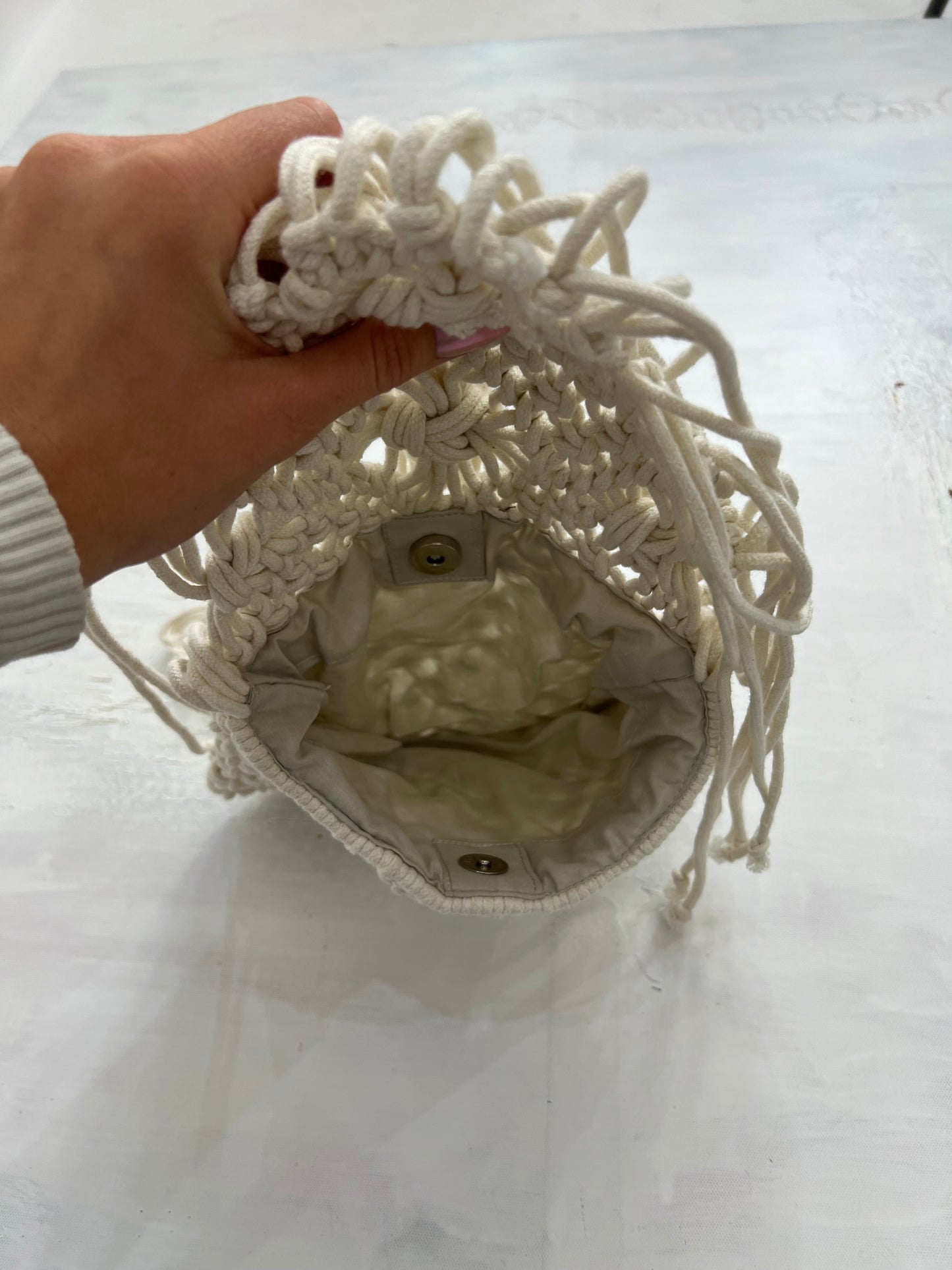 SUMMER SOLSTICE DROP | white crochet crossbody bag with tassels