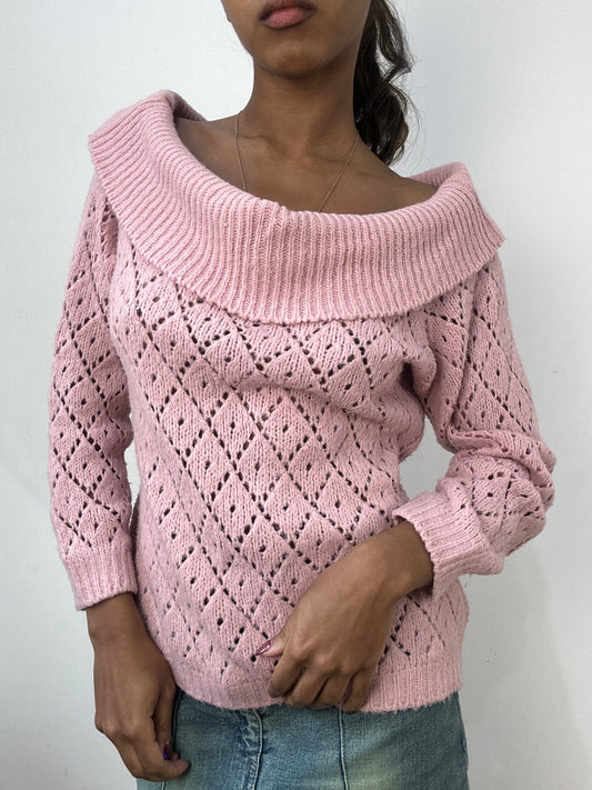 BEST PICKS | small pink off the shoulder long sleeve knit top