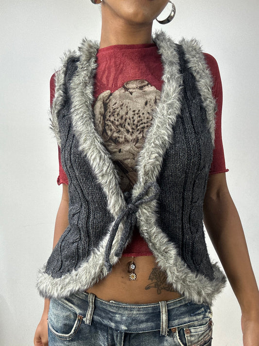 vintage edit thirty-two | small grey knit tie up gilet with faux fur detail