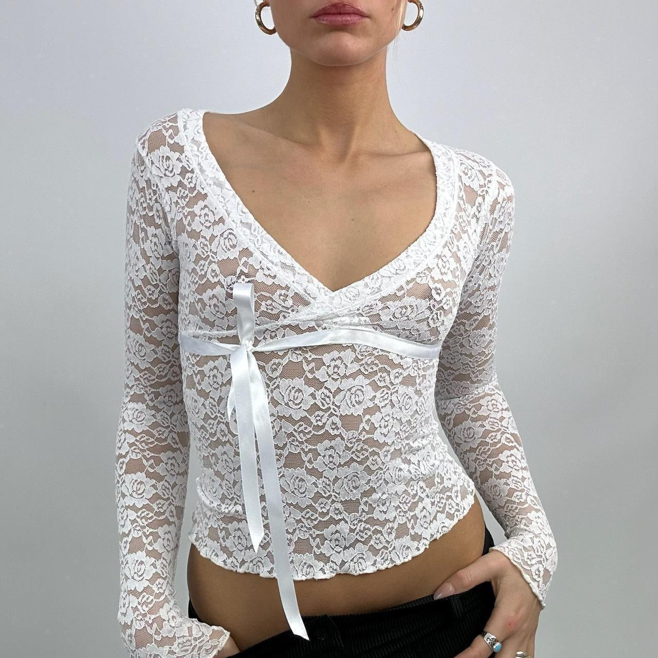 #421 SAMPLE SALE | small white long sleeve belle