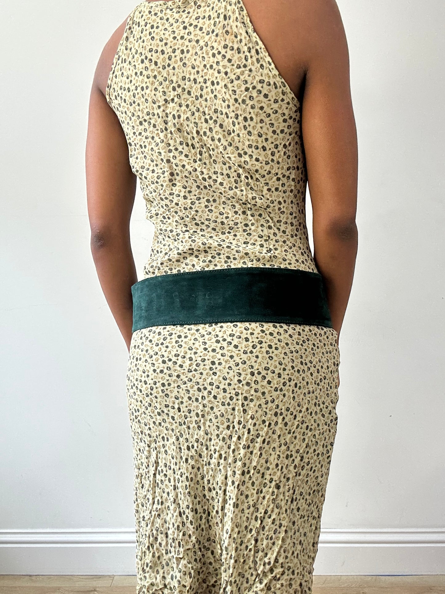 vintage edit thirty-one | one size green faux suede belt with oversized buckle