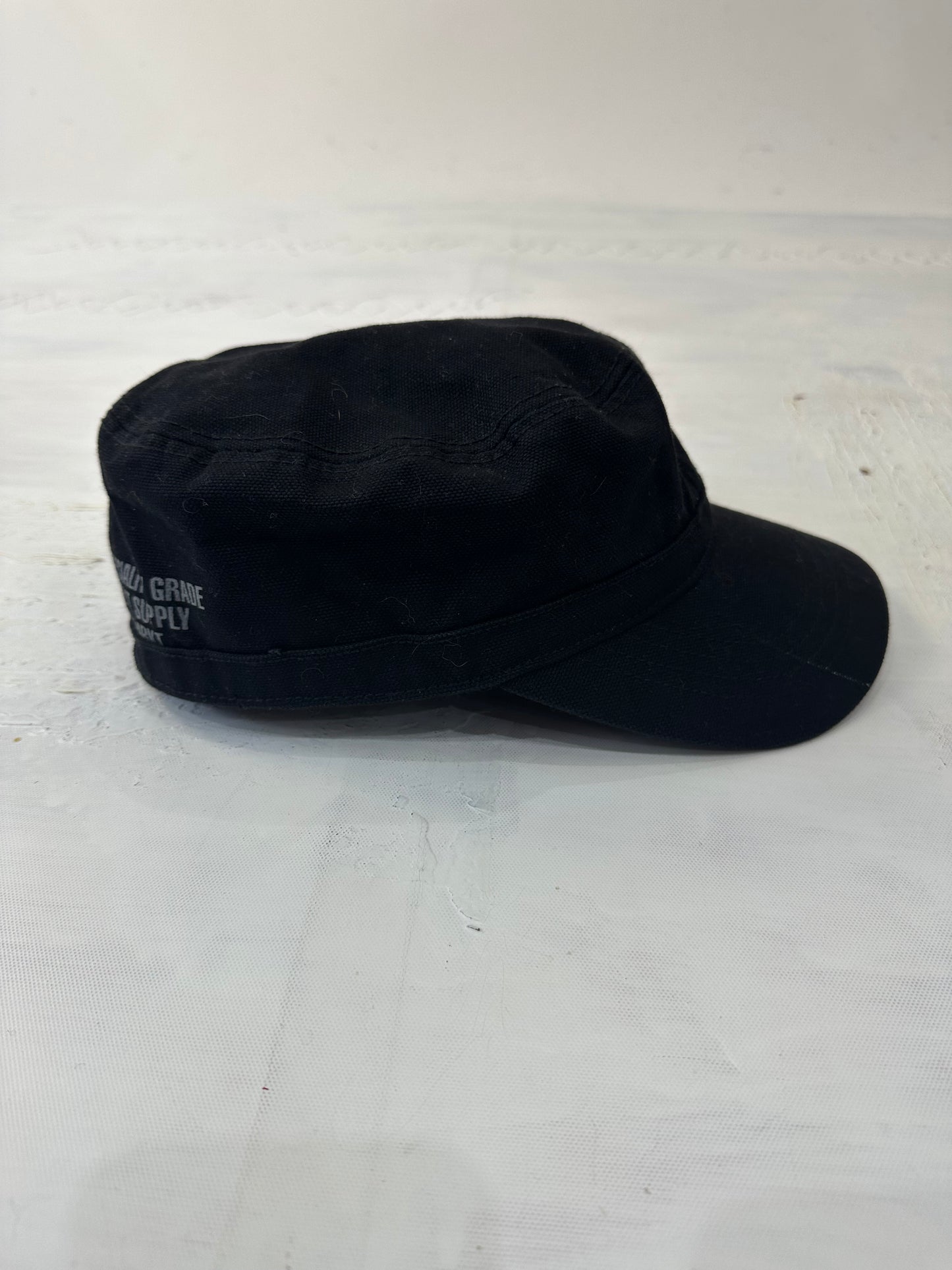 WINTER FAVOURITES | black hat with grey detail