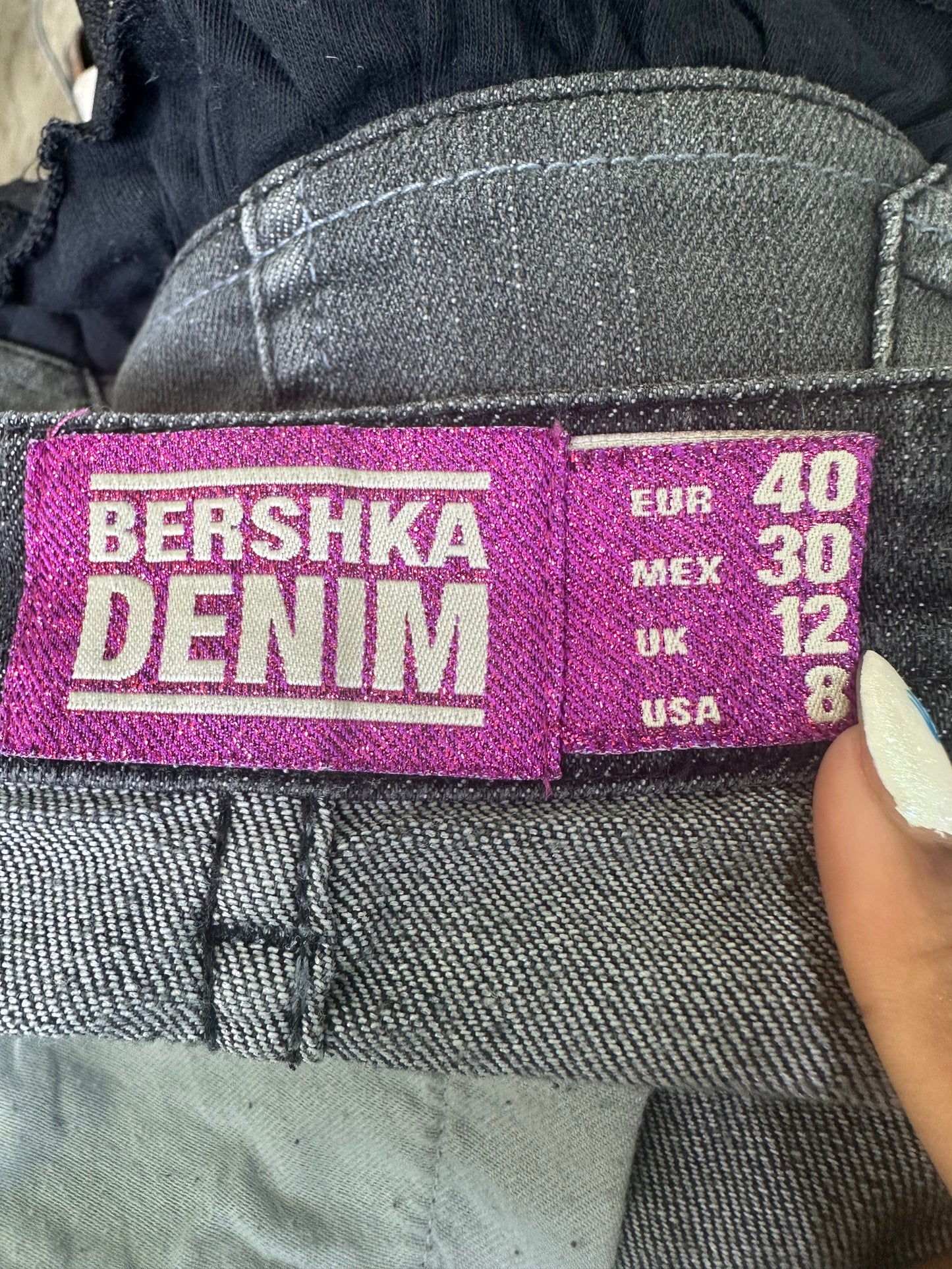 BEST PICKS | medium black old bershka denim mini skirt