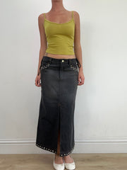 💚 miley cyrus edit |  medium dark wash grey denim midi skirt
